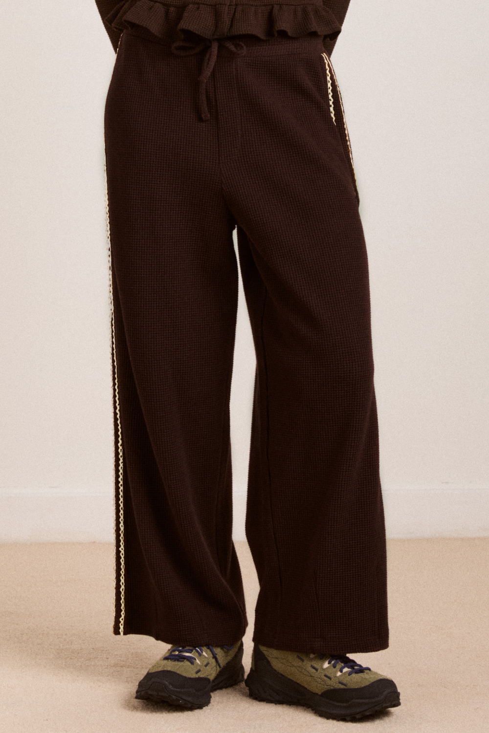 piper waffle jogger - chocolate