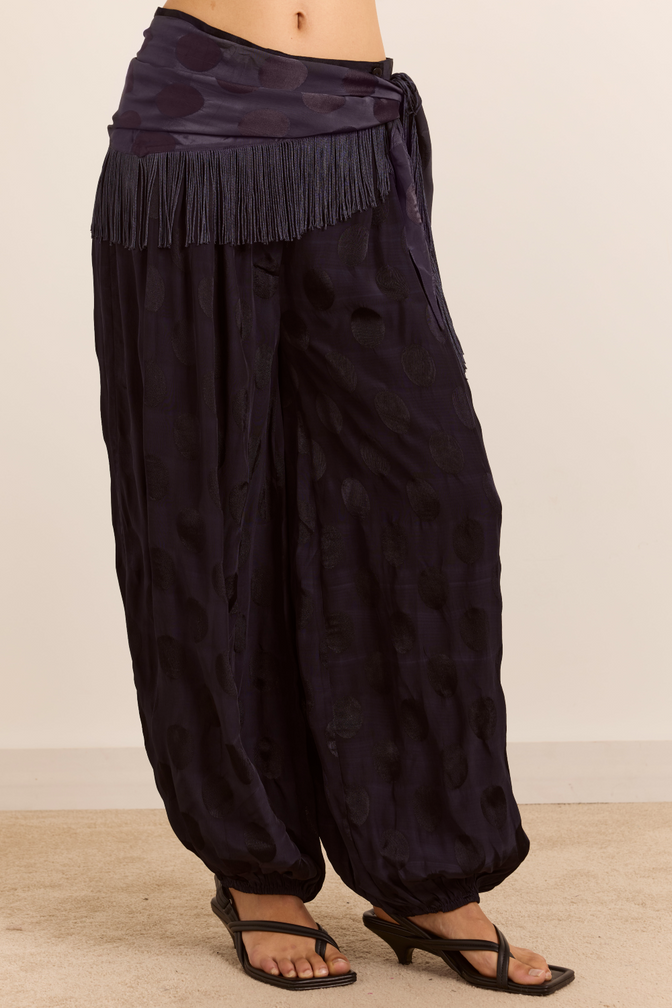 Leandra Scarf