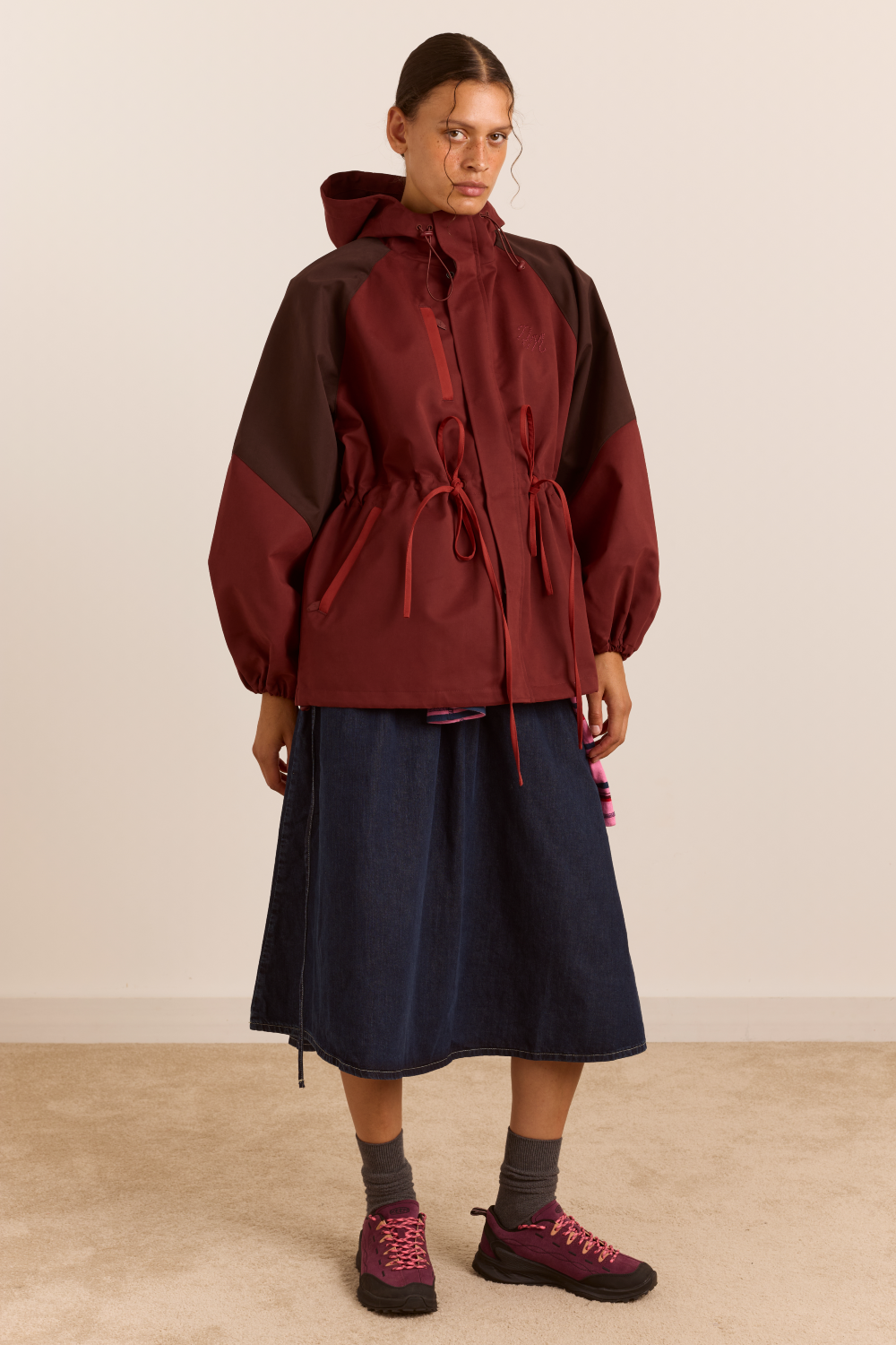Liu Shower Proof Raincoat - Burgundy