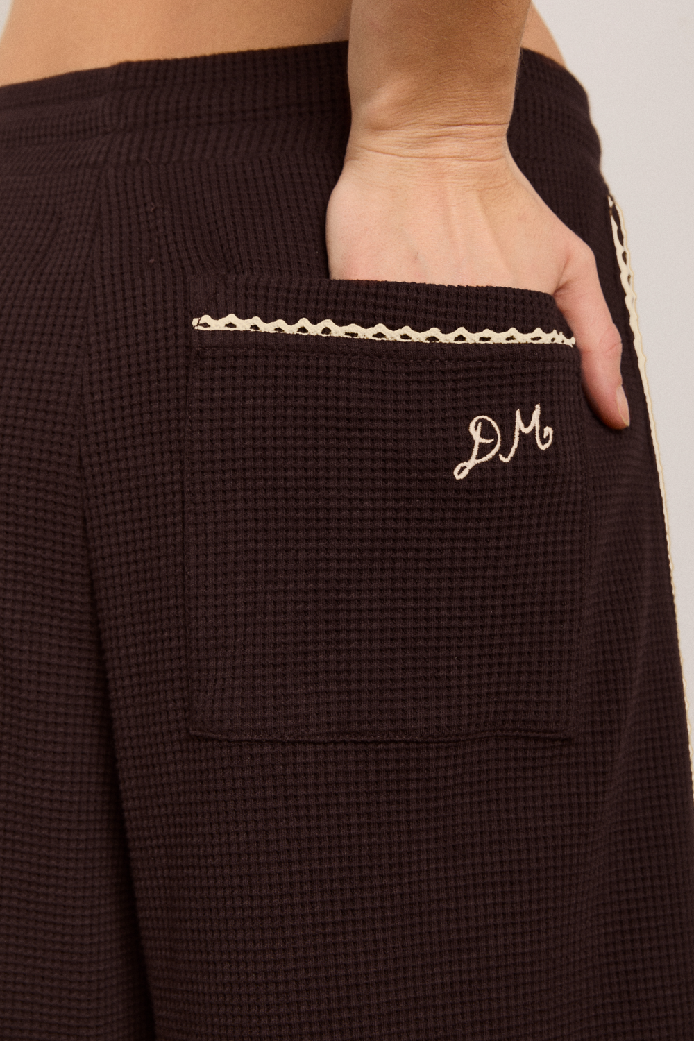 piper waffle jogger - chocolate