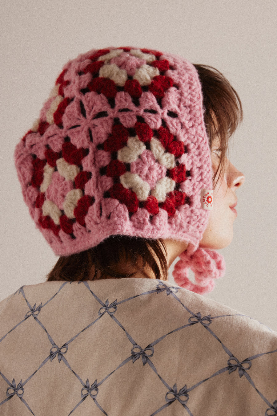 crochet square bonnet - pink