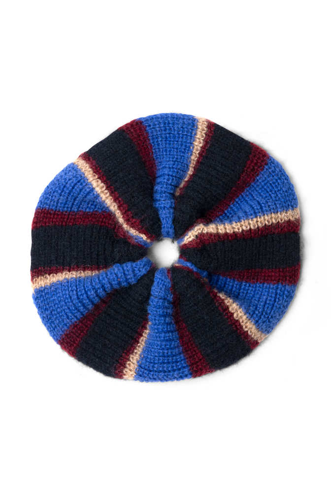knitted scrunchie- burg/navy stripe