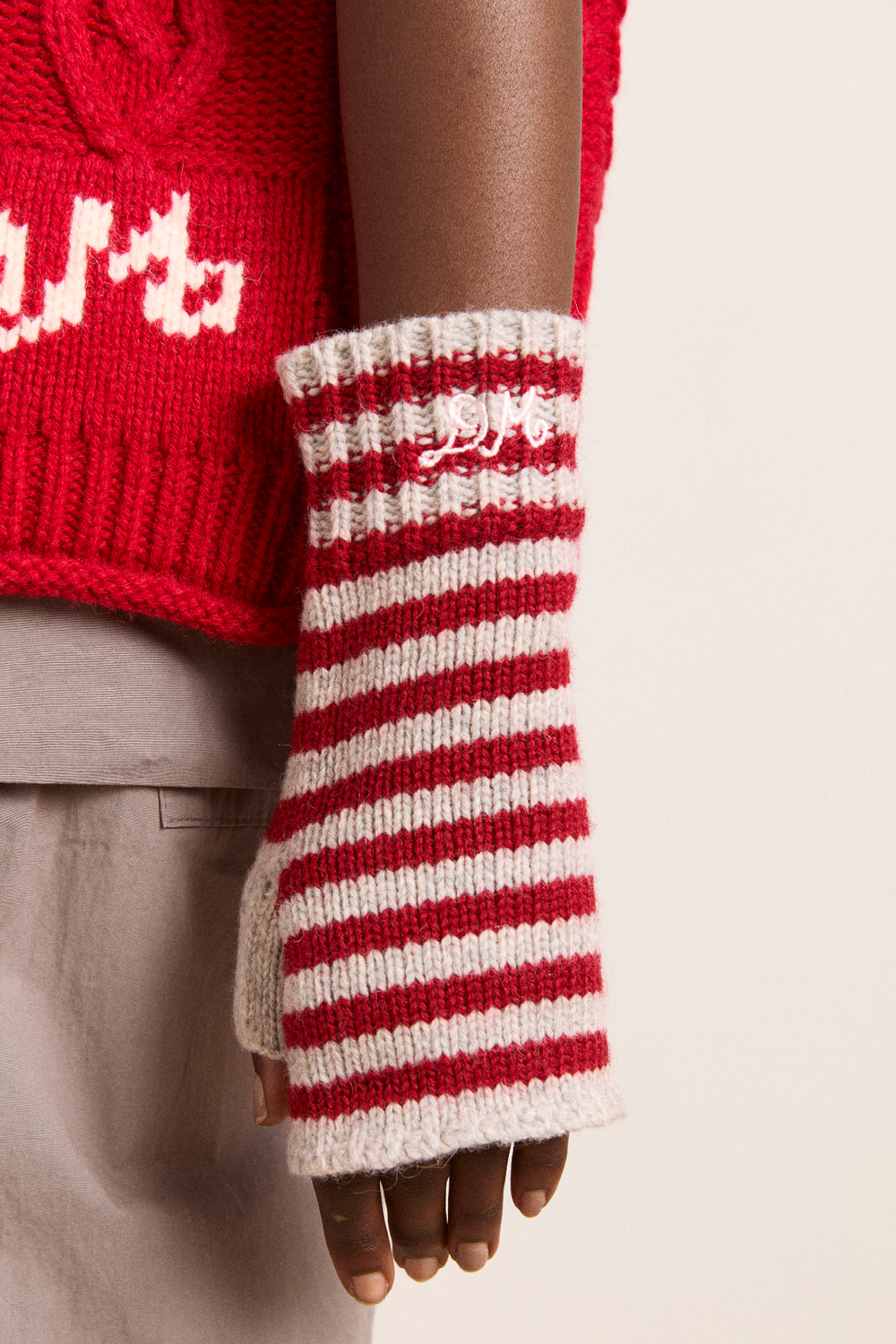 fingerless mittens - red / grey stripe